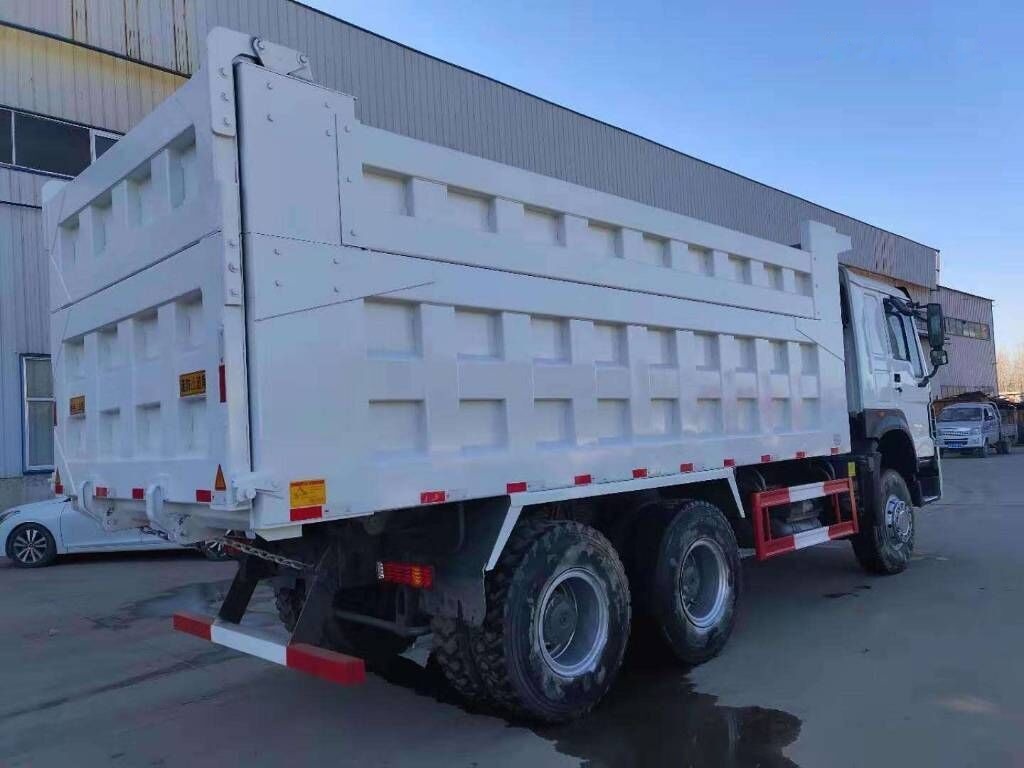 Sinotruk Howo - Camión volquete: foto 3 Sinotruk Howo - Camión volquete: foto 3