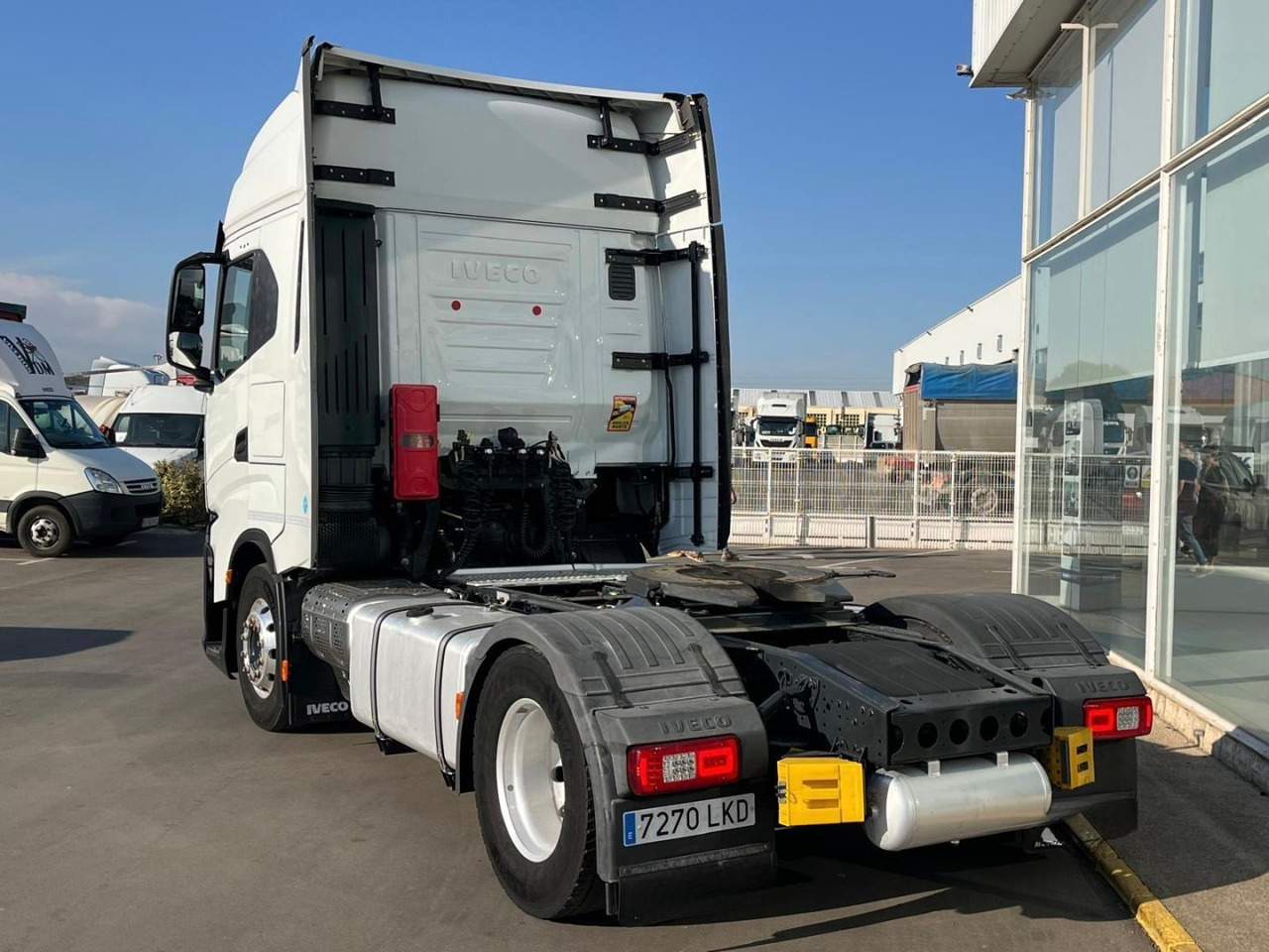 Cabeza Tractora IVECO 460 AUTOMATICO CON INTARDER - Cabeza tractora: foto 4 Cabeza Tractora IVECO 460 AUTOMATICO CON INTARDER - Cabeza tractora: foto 4