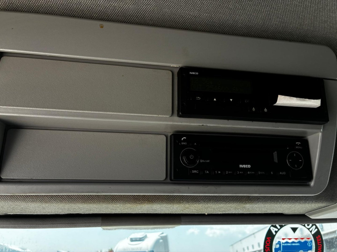 Leasing de  Caja cerrada IVECO Eurocargo ML 120 E22 Caja cerrada IVECO Eurocargo ML 120 E22: foto 12