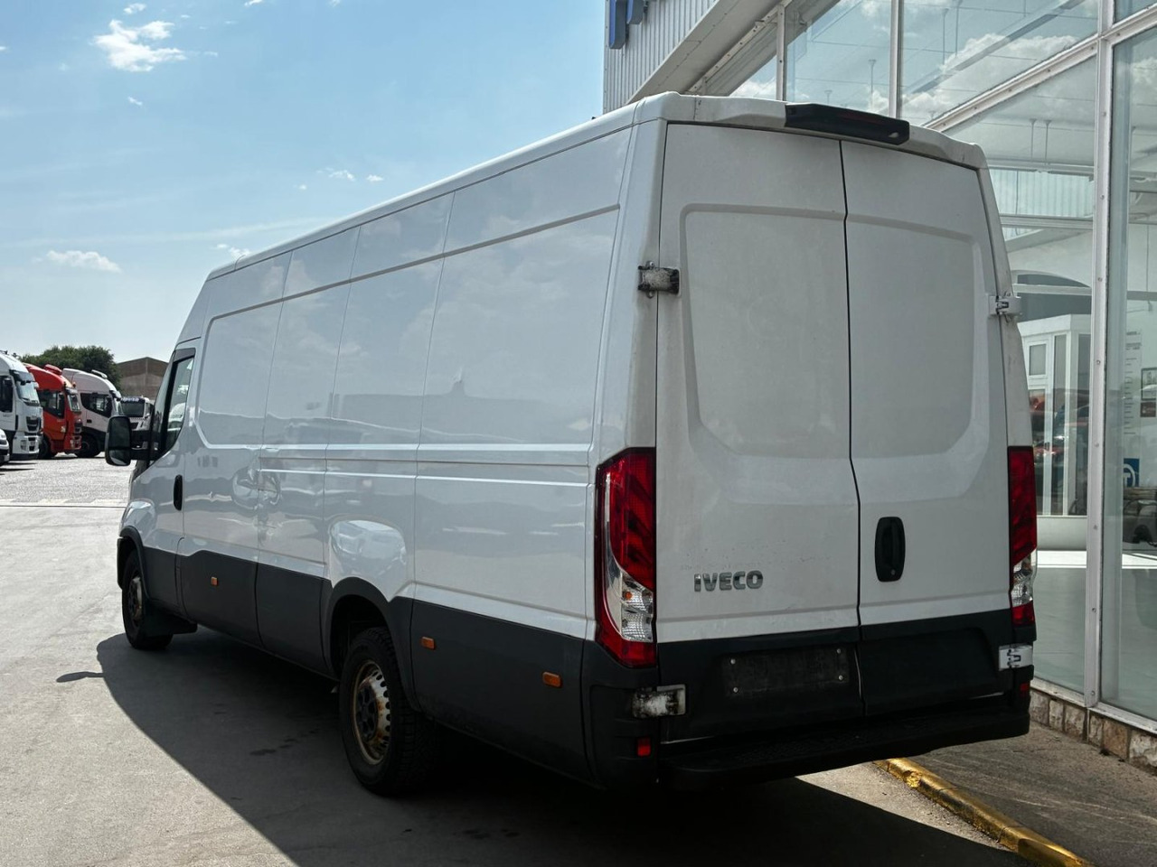 Furgón IVECO 35S14 V 16m3 - Furgón: foto 4 Furgón IVECO 35S14 V 16m3 - Furgón: foto 4