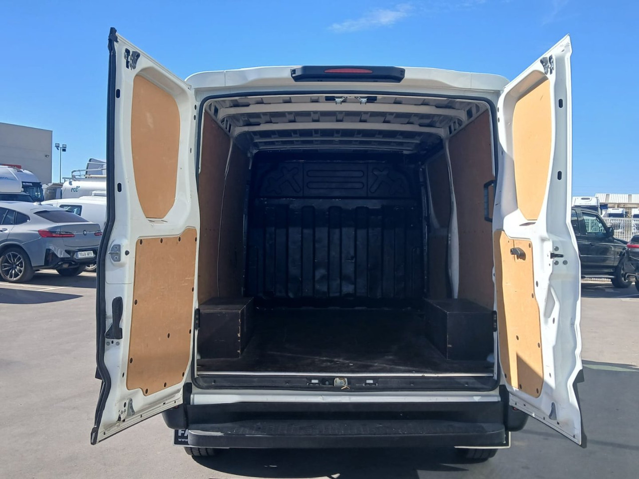 Furgón IVECO 35S16 V 9m3 - Furgón: foto 5 Furgón IVECO 35S16 V 9m3 - Furgón: foto 5