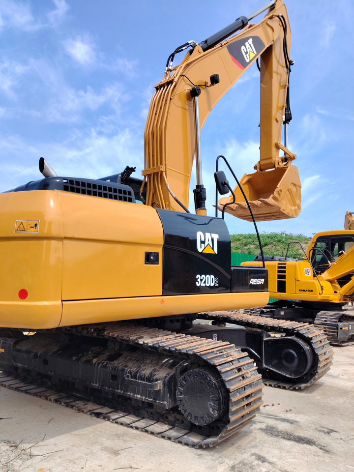 CAT 320D2 WITH CAT C7.1 ENGINE - Excavadora de cadenas: foto 4 CAT 320D2 WITH CAT C7.1 ENGINE - Excavadora de cadenas: foto 4