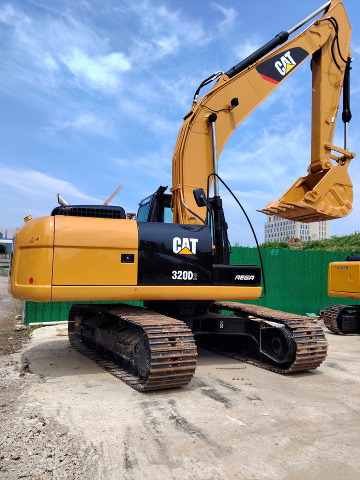 CAT 320D2 WITH CAT C7.1 ENGINE - Excavadora de cadenas: foto 2 CAT 320D2 WITH CAT C7.1 ENGINE - Excavadora de cadenas: foto 2