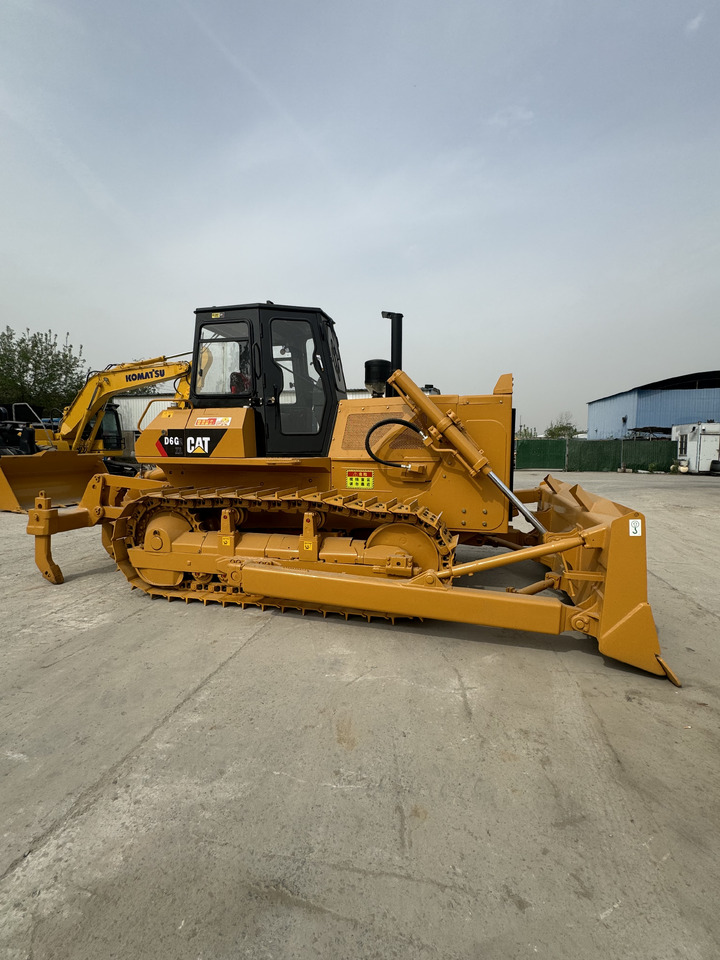 CAT D6G D7G D8T - Bulldozer: foto 4 CAT D6G D7G D8T - Bulldozer: foto 4