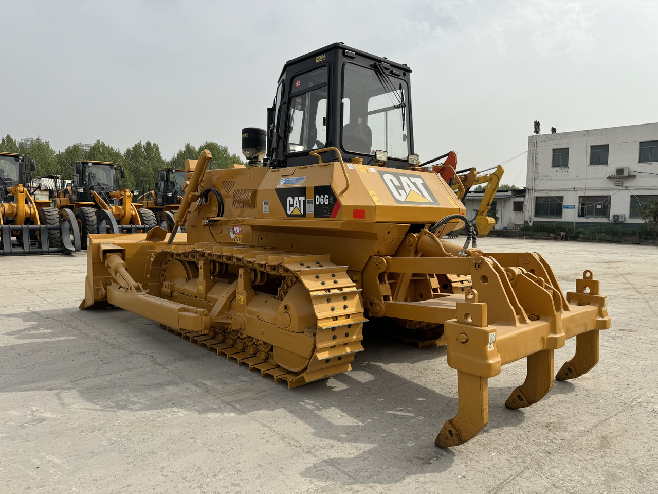 CAT D6G D7G D8T - Bulldozer: foto 3 CAT D6G D7G D8T - Bulldozer: foto 3