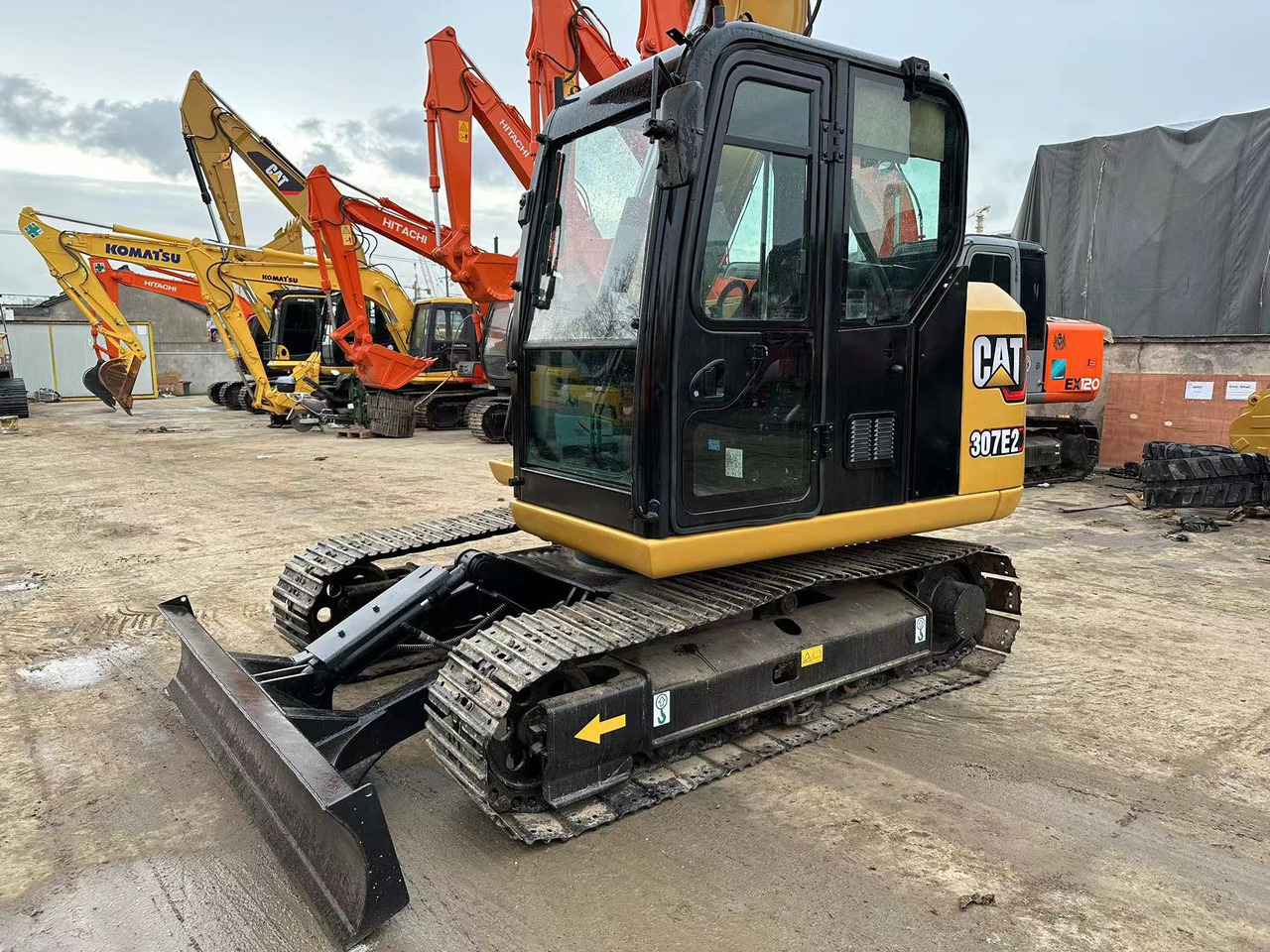 CATERPILLAR 307E2 - Excavadora de cadenas: foto 5 CATERPILLAR 307E2 - Excavadora de cadenas: foto 5