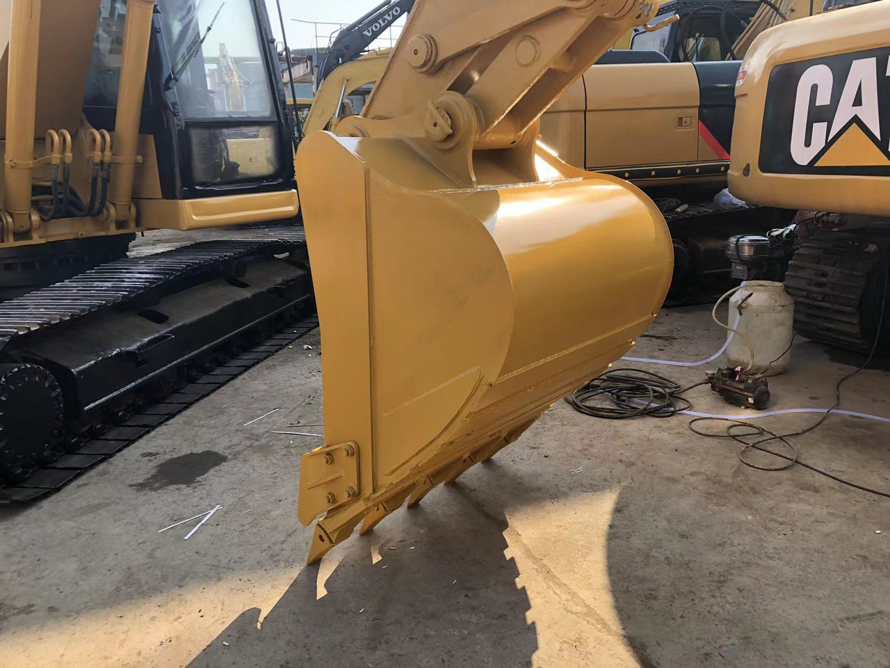 CATERPILLAR 320BL CAT 320 BL 320D 320CL 320GC - Excavadora de cadenas: foto 3 CATERPILLAR 320BL CAT 320 BL 320D 320CL 320GC - Excavadora de cadenas: foto 3