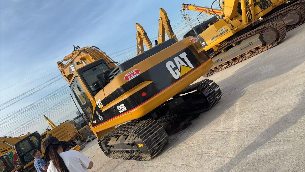 CATERPILLAR 320BL CAT 320 BL - Excavadora de cadenas: foto 3 CATERPILLAR 320BL CAT 320 BL - Excavadora de cadenas: foto 3