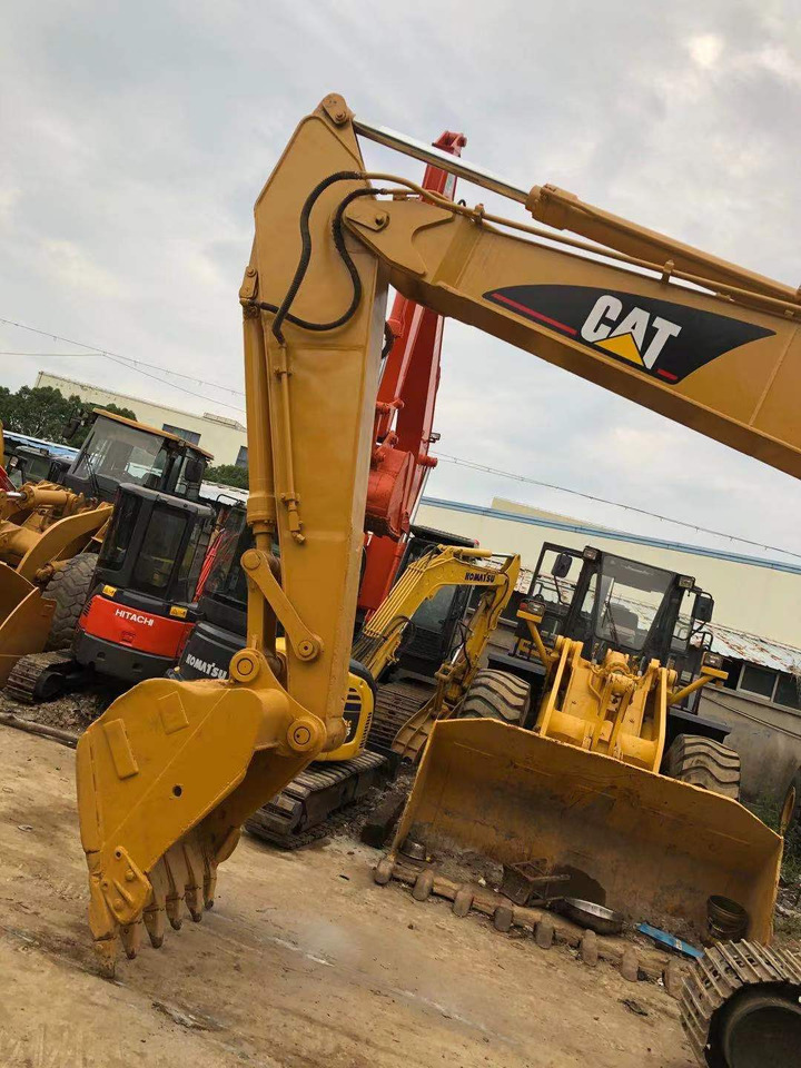 CATERPILLAR 320CL CAT 320 CL 320D 320BL 320GC - Excavadora de cadenas: foto 4 CATERPILLAR 320CL CAT 320 CL 320D 320BL 320GC - Excavadora de cadenas: foto 4