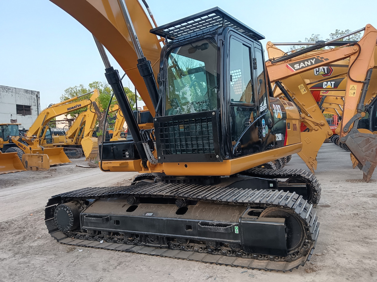 CATERPILLAR 320D2 L CAT 320D - Excavadora de cadenas: foto 5 CATERPILLAR 320D2 L CAT 320D - Excavadora de cadenas: foto 5