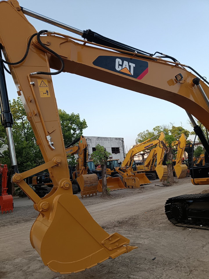 CATERPILLAR 320D2L CAT 320D 2 L 336D 349D 330D - Excavadora de cadenas: foto 5 CATERPILLAR 320D2L CAT 320D 2 L 336D 349D 330D - Excavadora de cadenas: foto 5