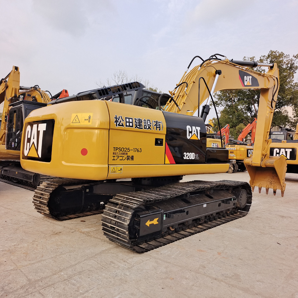 CATERPILLAR 320D2L CAT 320D2 L - Excavadora de cadenas: foto 1 CATERPILLAR 320D2L CAT 320D2 L - Excavadora de cadenas: foto 1