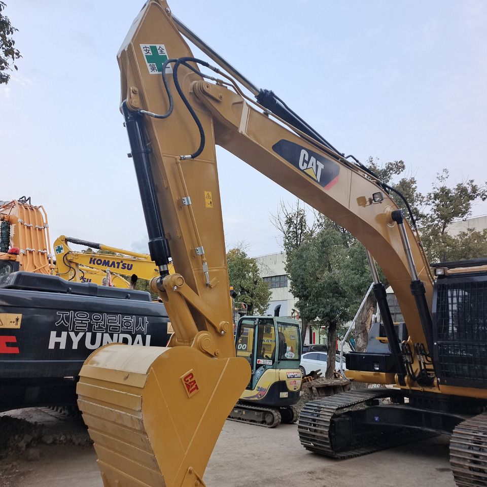 CATERPILLAR 330D2 L CAT 330D 330GC - Excavadora de cadenas: foto 5 CATERPILLAR 330D2 L CAT 330D 330GC - Excavadora de cadenas: foto 5