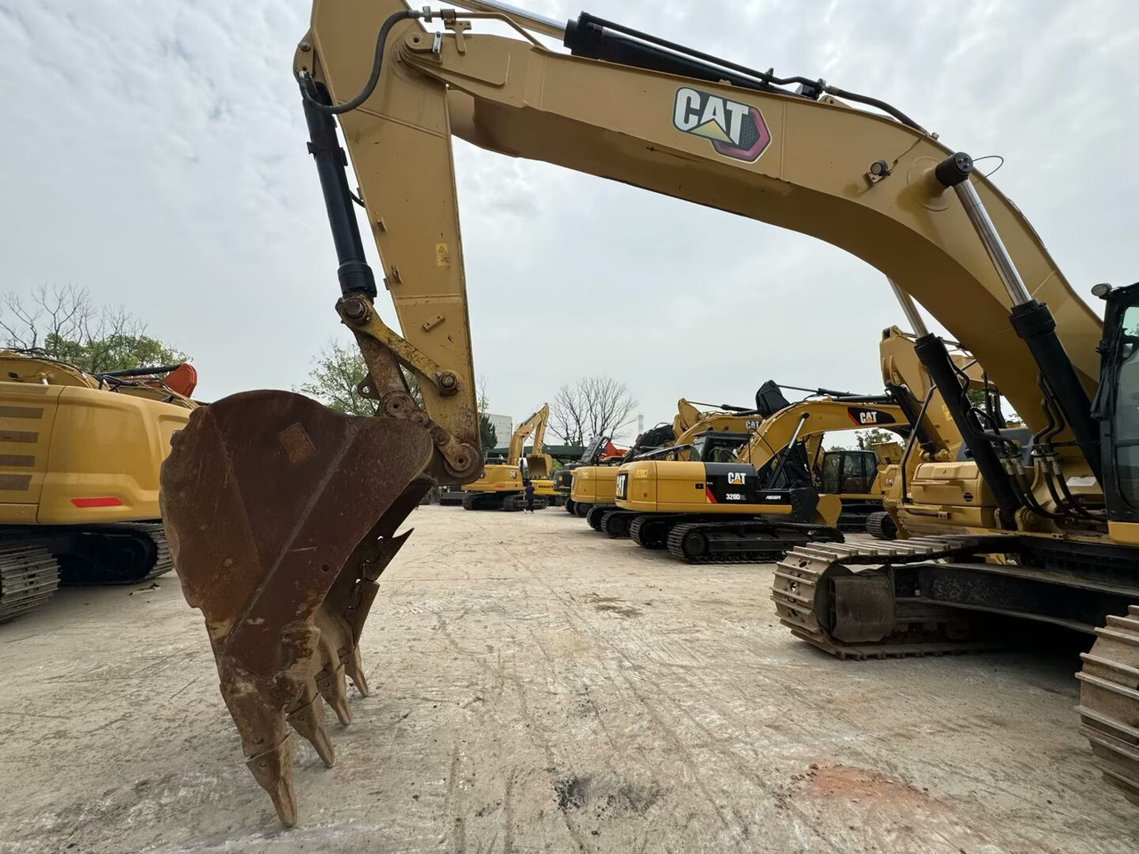 CATERPILLAR 336 GC CAT 336GC 349D2L - Excavadora de cadenas: foto 4 CATERPILLAR 336 GC CAT 336GC 349D2L - Excavadora de cadenas: foto 4