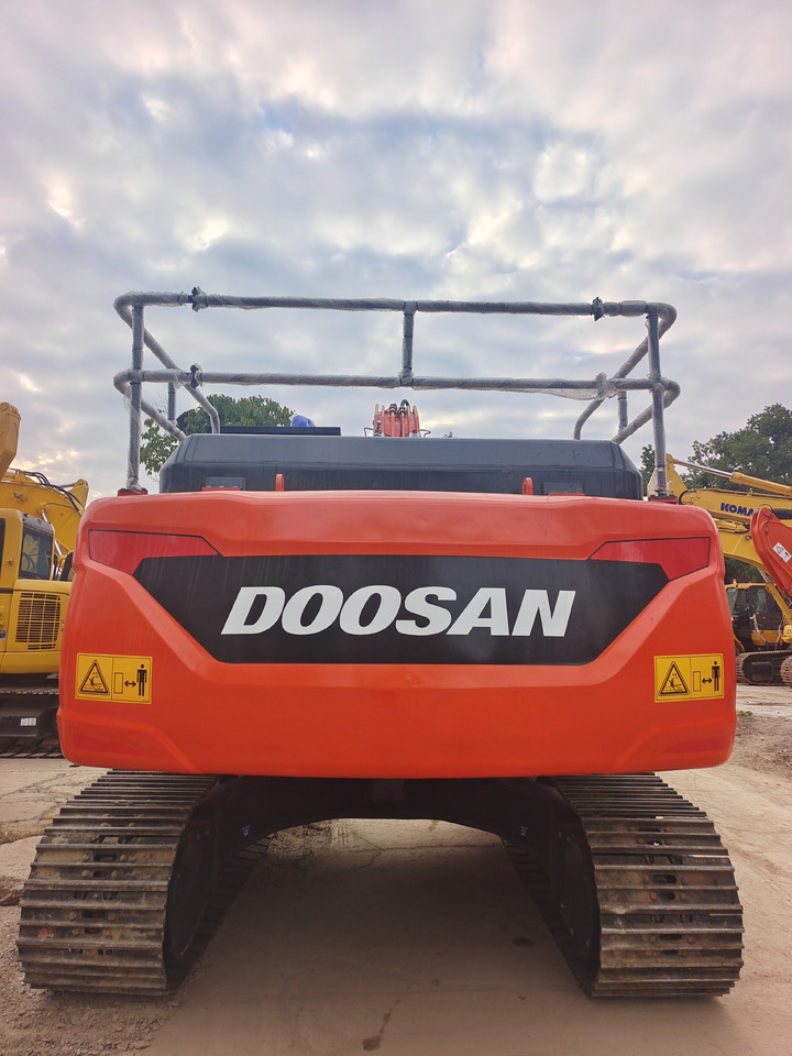 DOOSAN DX225LCA - Excavadora de cadenas: foto 2 DOOSAN DX225LCA - Excavadora de cadenas: foto 2