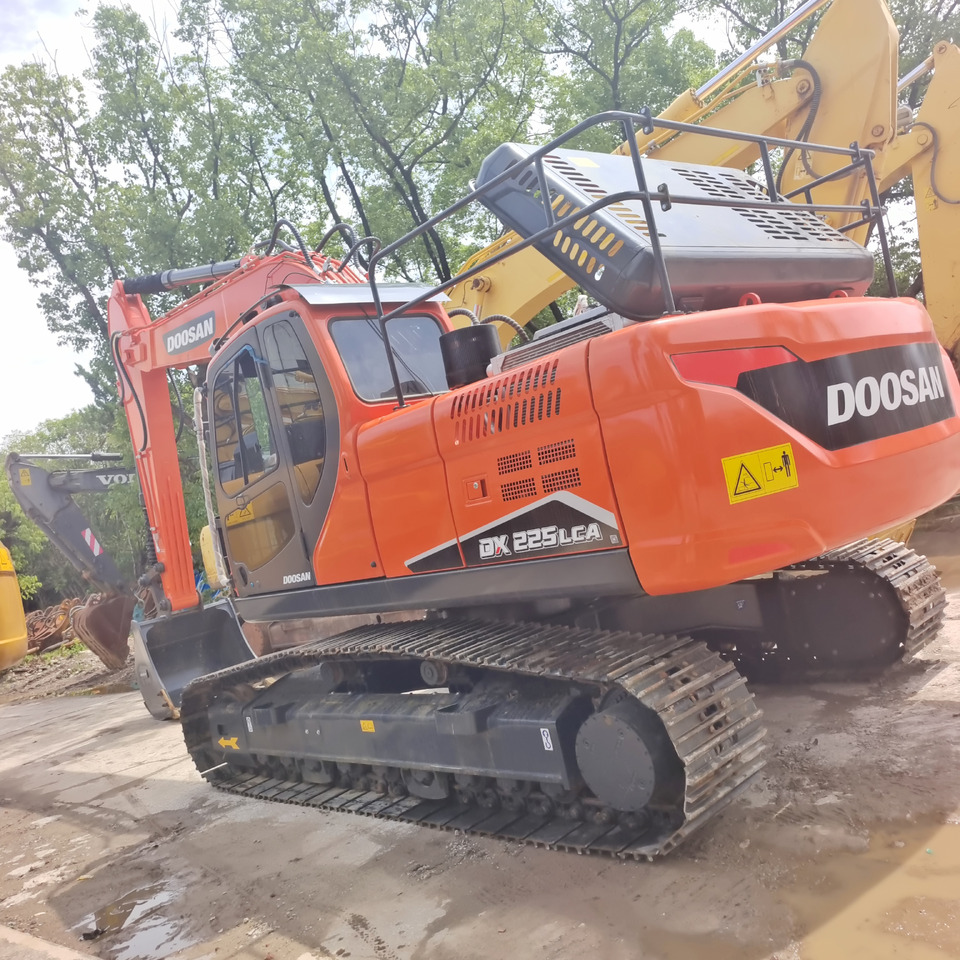 DOOSAN DX225LCA DX 225 LCA DX300 DX340 - Excavadora de cadenas: foto 1 DOOSAN DX225LCA DX 225 LCA DX300 DX340 - Excavadora de cadenas: foto 1