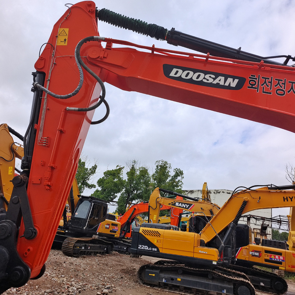 DOOSAN DX340LCA DX340LC-9C - Excavadora de cadenas: foto 4 DOOSAN DX340LCA DX340LC-9C - Excavadora de cadenas: foto 4