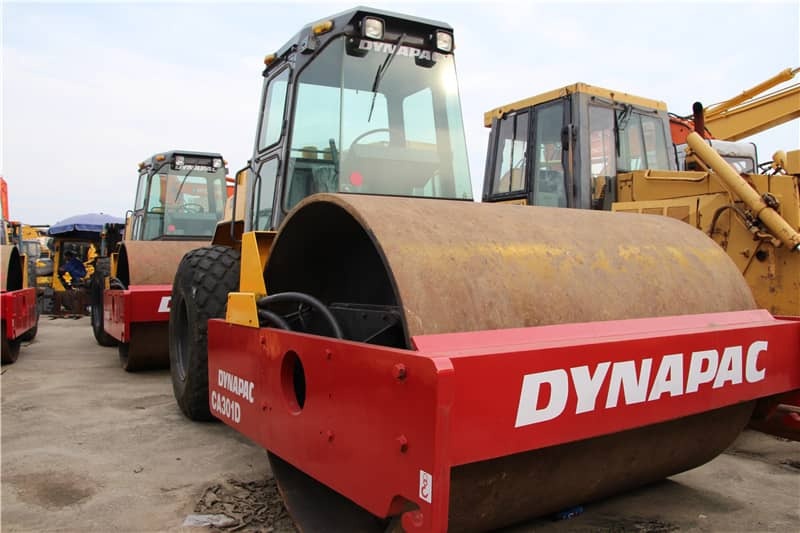 DYNAPAC CA 301 D - Apisonadora de asfalto: foto 1 DYNAPAC CA 301 D - Apisonadora de asfalto: foto 1
