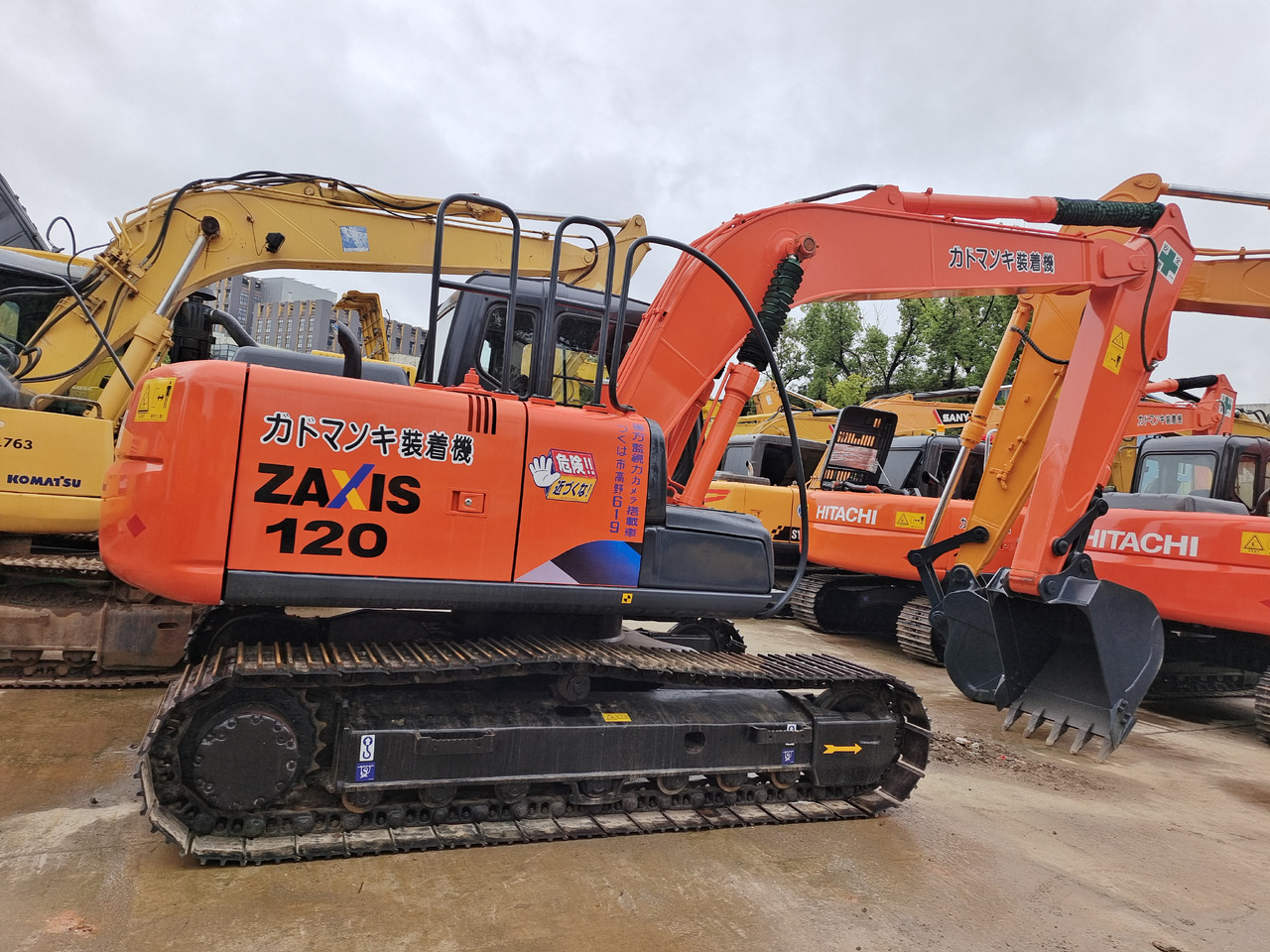 HITACHI ZX120 - Excavadora de cadenas: foto 1 HITACHI ZX120 - Excavadora de cadenas: foto 1