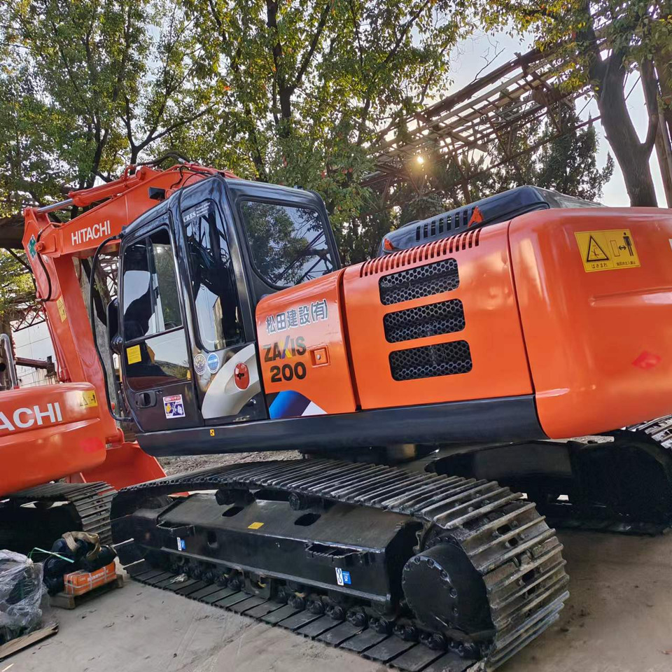 HITACHI ZX200-3 - Excavadora de cadenas: foto 4 HITACHI ZX200-3 - Excavadora de cadenas: foto 4