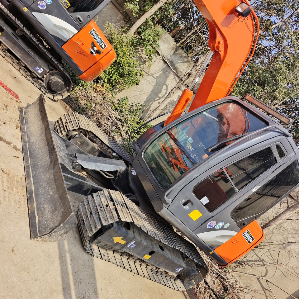HITACHI ZX70 - Miniexcavadora: foto 5 HITACHI ZX70 - Miniexcavadora: foto 5
