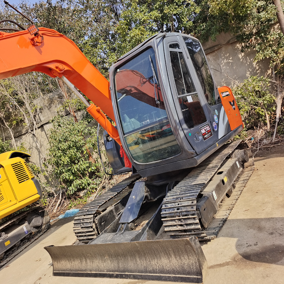 HITACHI ZX70 - Miniexcavadora: foto 4 HITACHI ZX70 - Miniexcavadora: foto 4