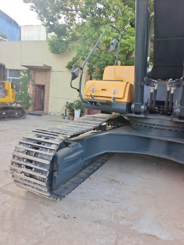 HYUNDAI 305LC-9T 305LC - 9T 330LC-9S - Excavadora de cadenas: foto 4 HYUNDAI 305LC-9T 305LC - 9T 330LC-9S - Excavadora de cadenas: foto 4