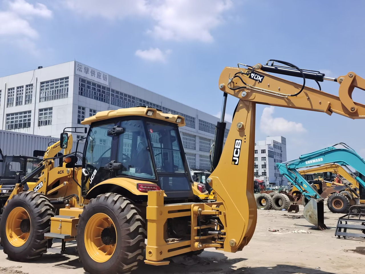 JCB 4CX 4 C X 2025 YEAR BRAND NEW 4*4 DRIVE - Retroexcavadora: foto 1 JCB 4CX 4 C X 2025 YEAR BRAND NEW 4*4 DRIVE - Retroexcavadora: foto 1