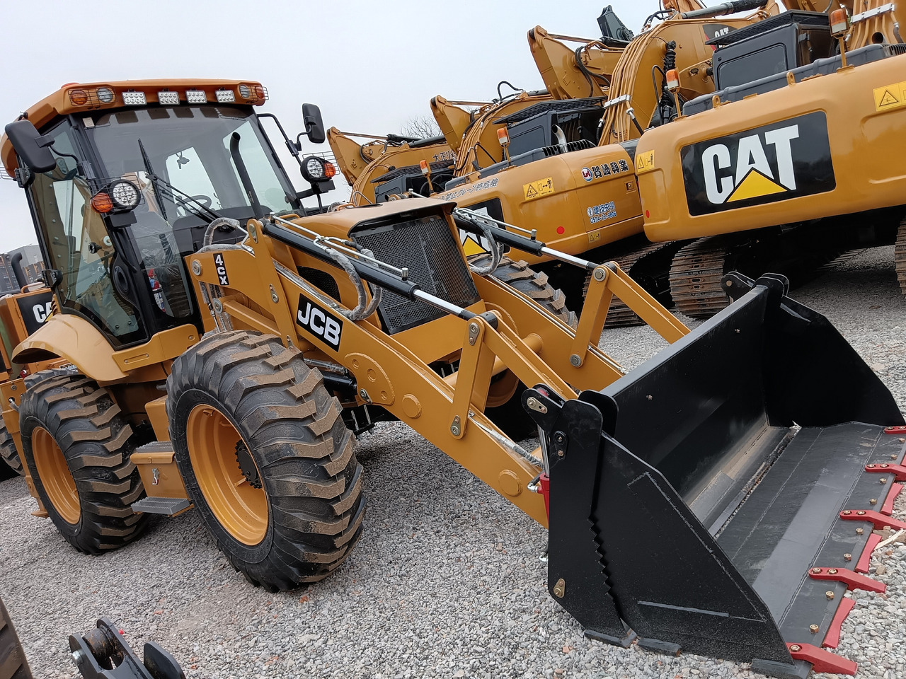 JCB 4CX BRAND NEW - Retroexcavadora: foto 1 JCB 4CX BRAND NEW - Retroexcavadora: foto 1