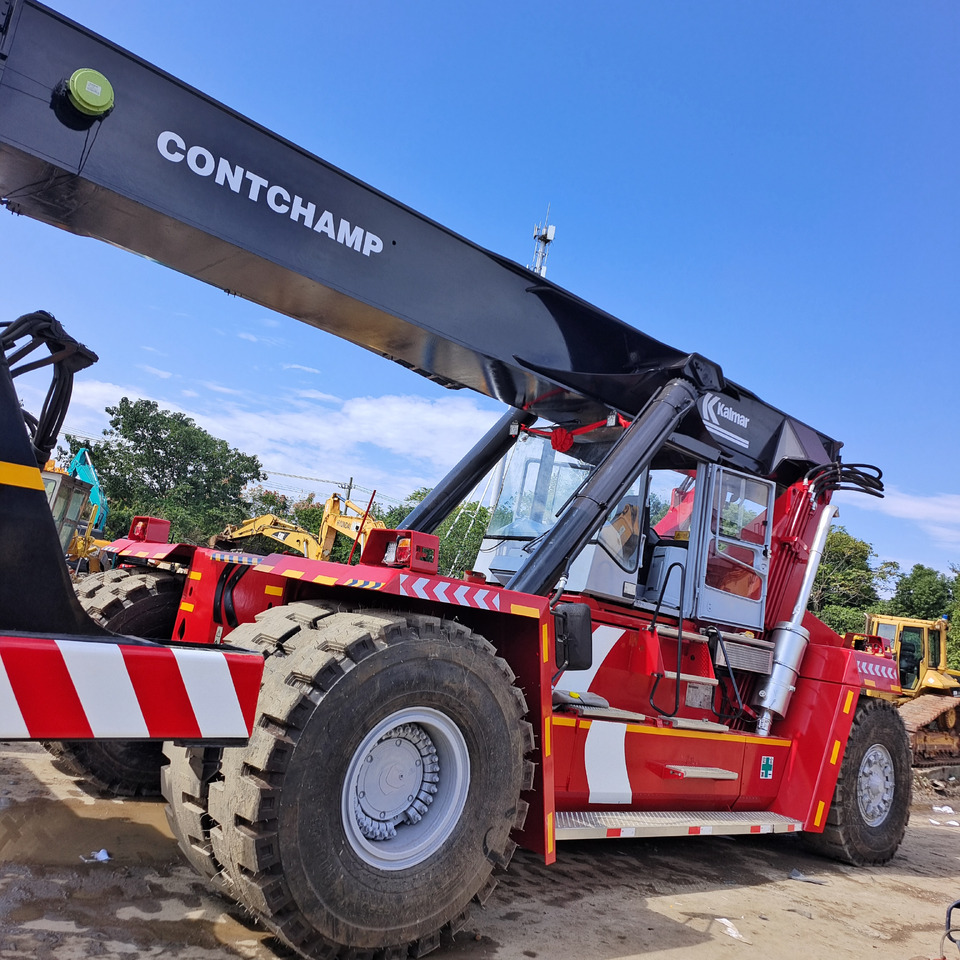 KALMAR DRF 450 - Reach stacker: foto 3 KALMAR DRF 450 - Reach stacker: foto 3