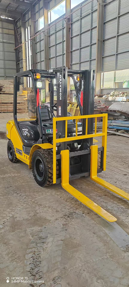 KOMATSU FD 30 - Carretilla elevadora diésel: foto 4 KOMATSU FD 30 - Carretilla elevadora diésel: foto 4