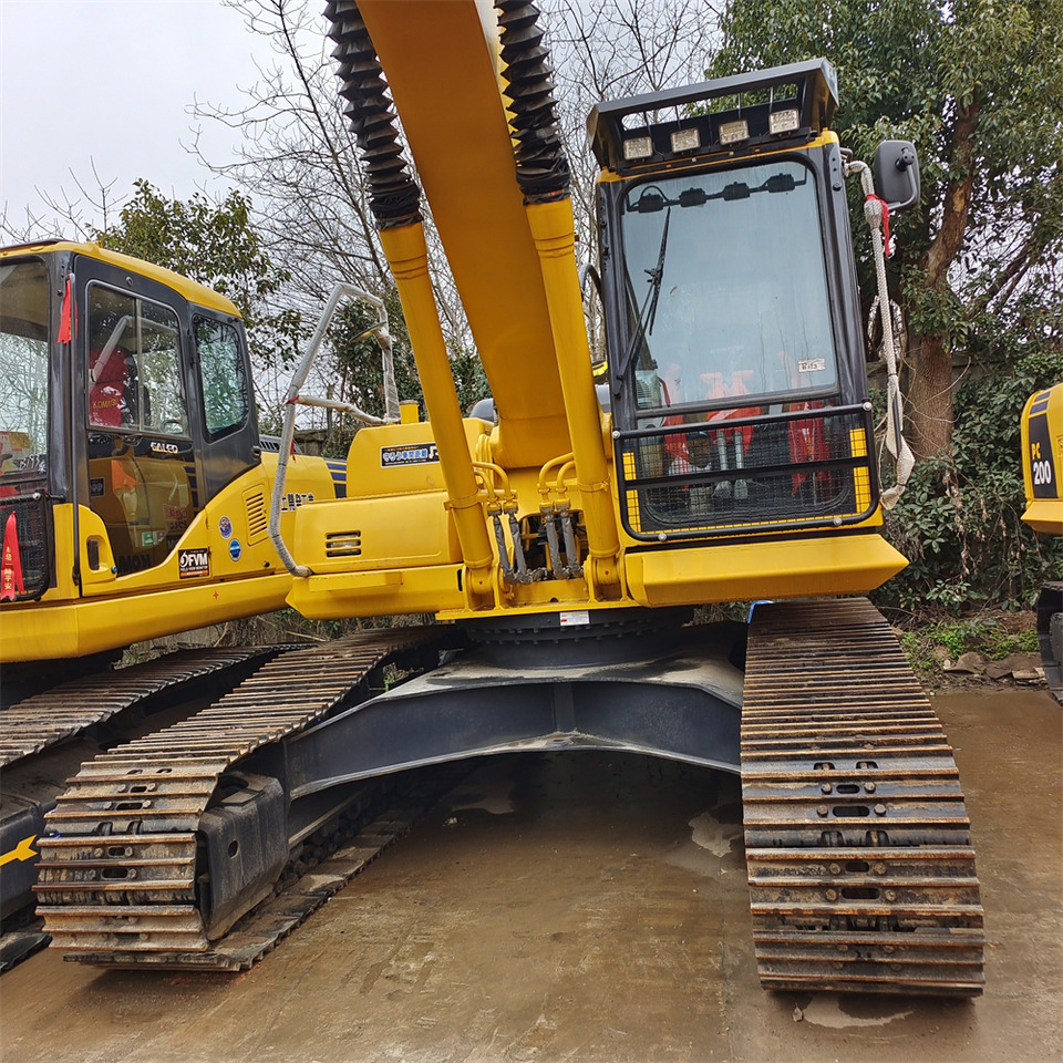 KOMATSU PC210LC-8 PC 210 LC - 8 - Excavadora de cadenas: foto 1 KOMATSU PC210LC-8 PC 210 LC - 8 - Excavadora de cadenas: foto 1