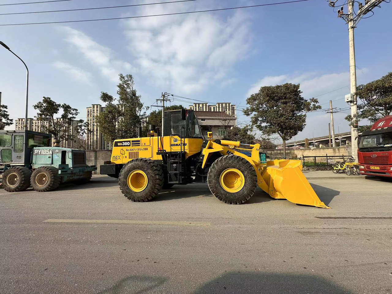 KOMATSU WA380 - Cargadora de ruedas: foto 2 KOMATSU WA380 - Cargadora de ruedas: foto 2
