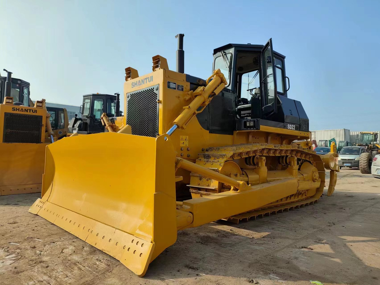 SHANTUI SD22 SD32 SD16 - Bulldozer: foto 2 SHANTUI SD22 SD32 SD16 - Bulldozer: foto 2