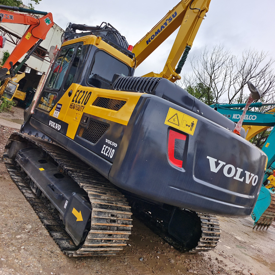 VOLVO EC210D EC210B - Excavadora de cadenas: foto 3 VOLVO EC210D EC210B - Excavadora de cadenas: foto 3