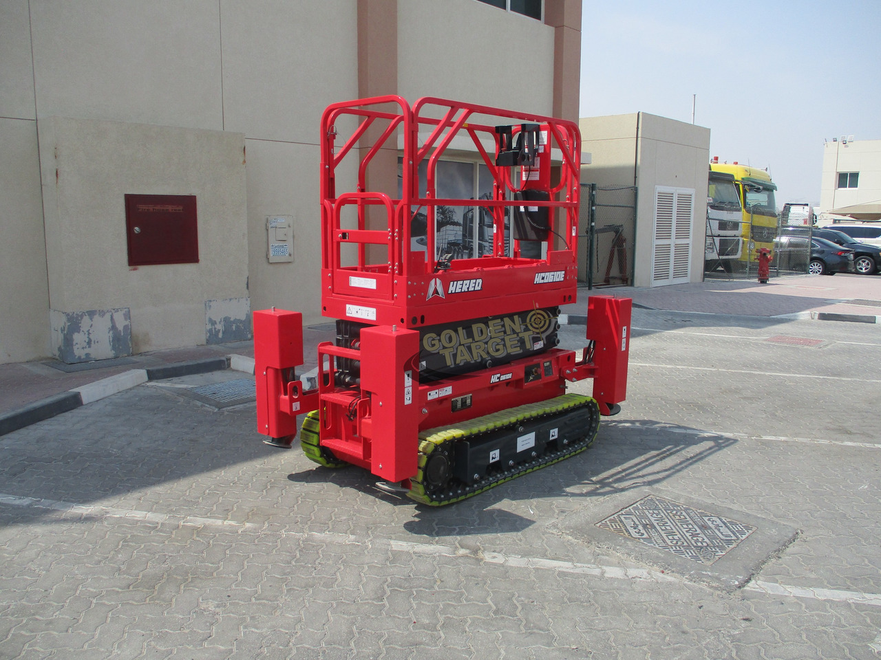 Hered HC0610E Electric Crawler Scissor Lift - Plataforma de tijeras: foto 3 Hered HC0610E Electric Crawler Scissor Lift - Plataforma de tijeras: foto 3