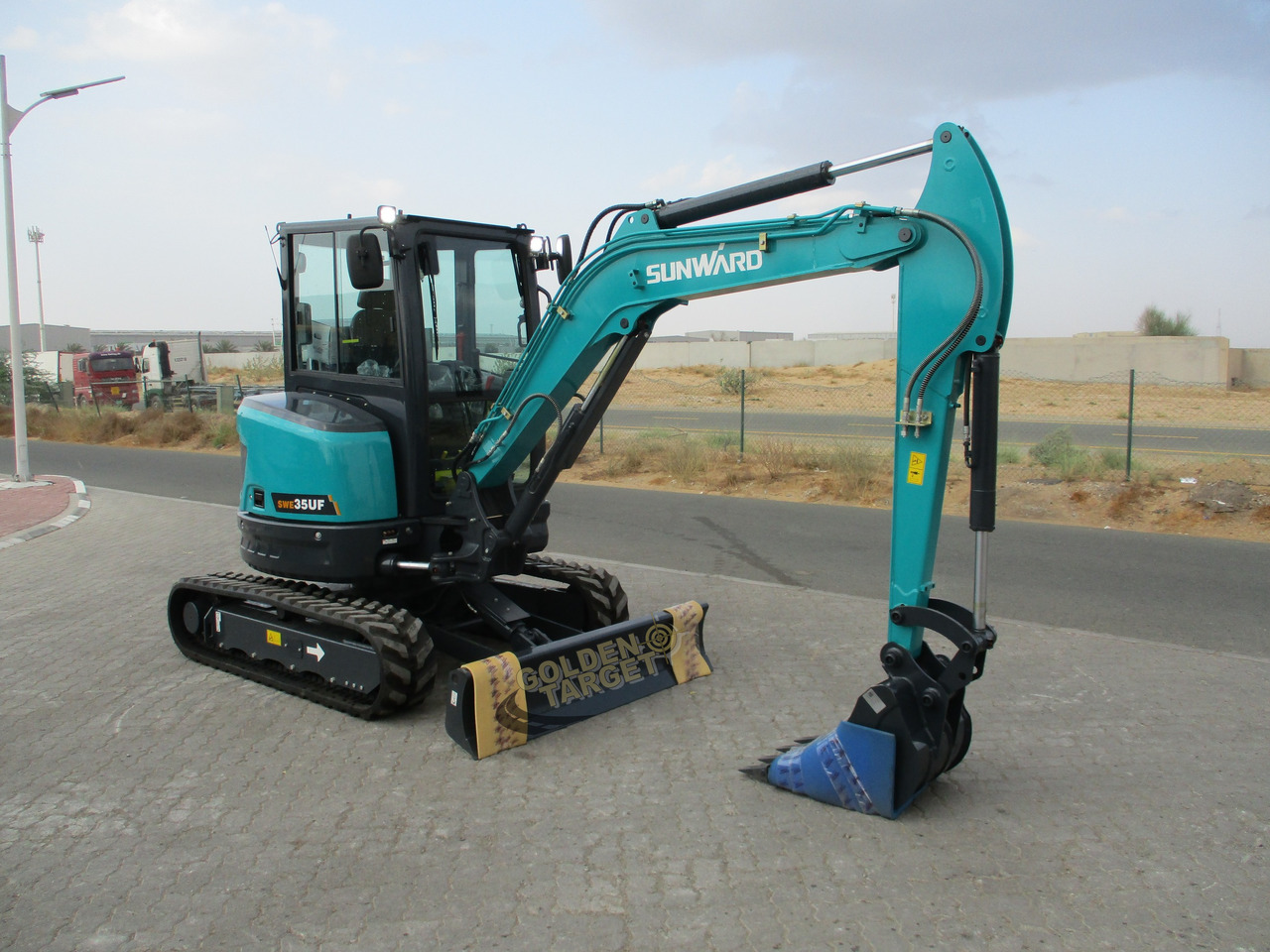 SUNWARD SWE35UF Mini Hydraulic Excavator - Miniexcavadora: foto 1 SUNWARD SWE35UF Mini Hydraulic Excavator - Miniexcavadora: foto 1
