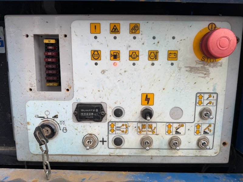 Aichi SR 12 B - Plataforma telescopica: foto 5 Aichi SR 12 B - Plataforma telescopica: foto 5