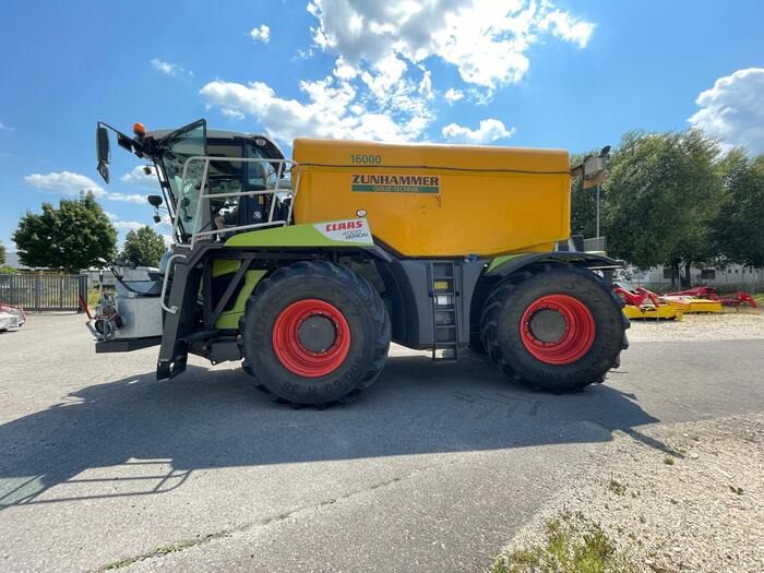 Tractor Claas Xerion 4000: foto 11 Tractor Claas Xerion 4000: foto 11
