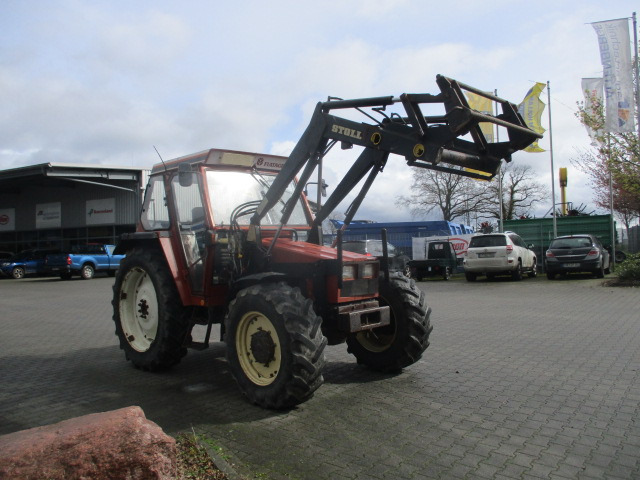 Fiat 70-88 DT mit Frontlader - Tractor: foto 4 Fiat 70-88 DT mit Frontlader - Tractor: foto 4