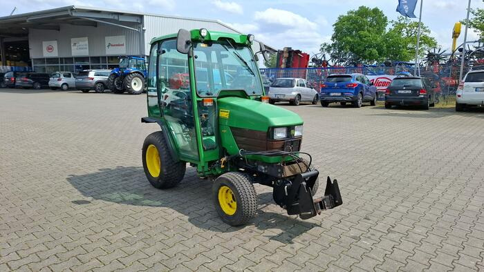 John Deere 4010 HST - Tractor: foto 3 John Deere 4010 HST - Tractor: foto 3
