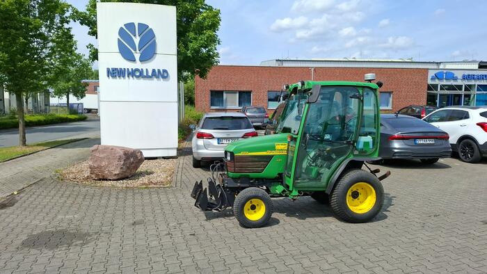 John Deere 4010 HST - Tractor: foto 2 John Deere 4010 HST - Tractor: foto 2
