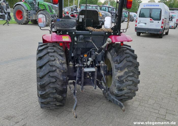 Yanmar YT235 R - Tractor: foto 4 Yanmar YT235 R - Tractor: foto 4