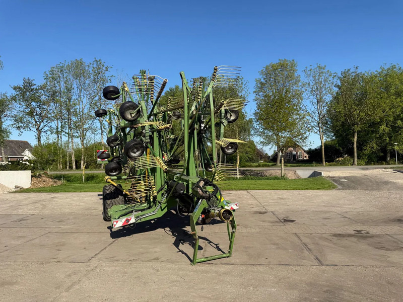 Krone swadro 1400 4 rotor hark 4 elements hark - Henificadora: foto 2 Krone swadro 1400 4 rotor hark 4 elements hark - Henificadora: foto 2
