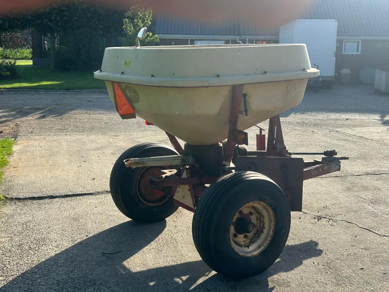 Vicon Pendelstrooier kunstmestrooier bemesting Geen kuhn amazone - Esparcidor de fertilizantes: foto 4 Vicon Pendelstrooier kunstmestrooier bemesting Geen kuhn amazone - Esparcidor de fertilizantes: foto 4