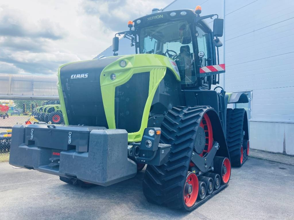 Claas XERION 5000 TRAC TS - Tractor: foto 2 Claas XERION 5000 TRAC TS - Tractor: foto 2