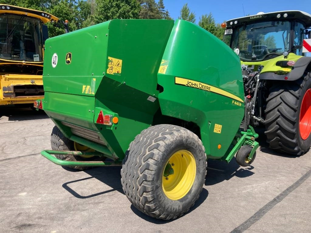John Deere F441R - Rotoempacadora: foto 5 John Deere F441R - Rotoempacadora: foto 5