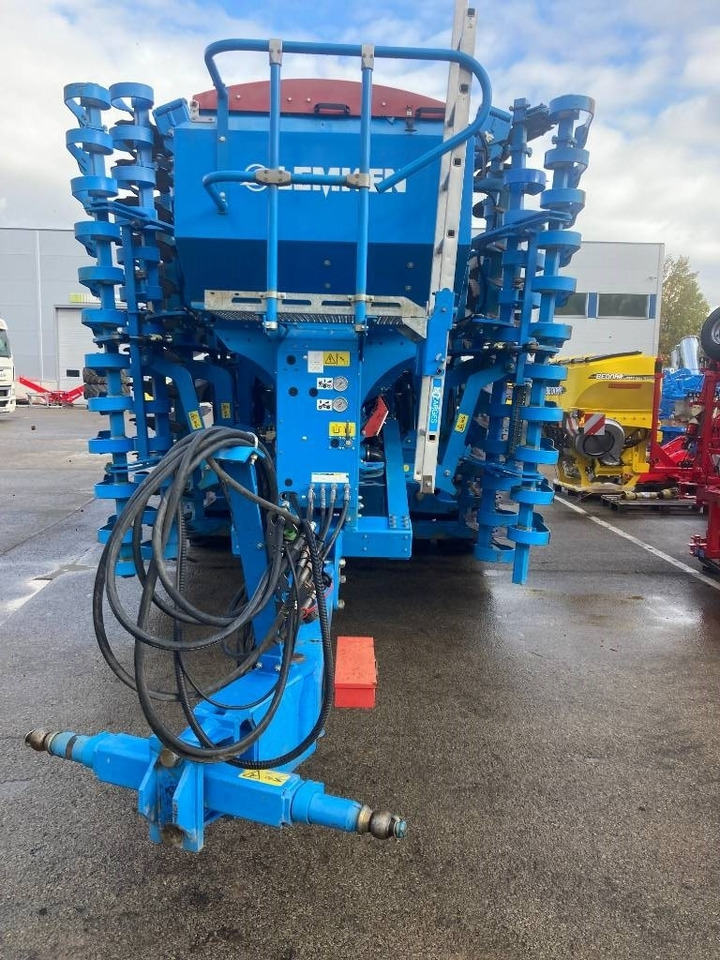 Lemken Compact-Solitair 9/600  - Combinado de siembra: foto 3 Lemken Compact-Solitair 9/600  - Combinado de siembra: foto 3