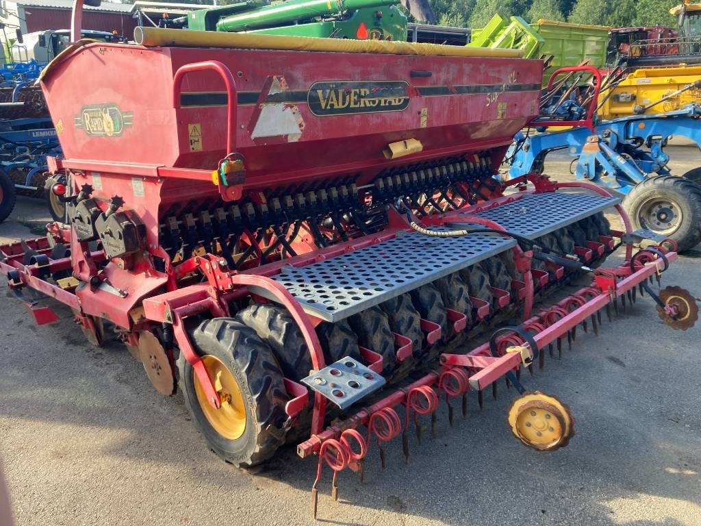 Vaderstad Rapid 400C  - Combinado de siembra: foto 3 Vaderstad Rapid 400C  - Combinado de siembra: foto 3