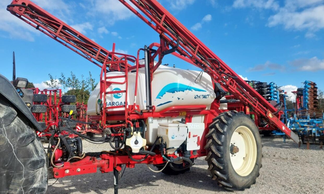 Bargam COMPACT 4200 -28M - Pulverizador arrastrado: foto 3 Bargam COMPACT 4200 -28M - Pulverizador arrastrado: foto 3